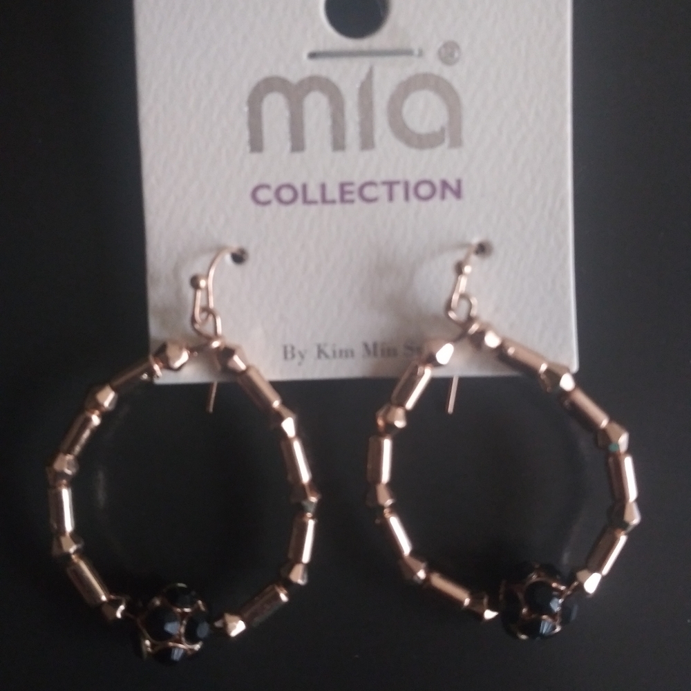 Mia Black Beaded Golden Hoops NWT